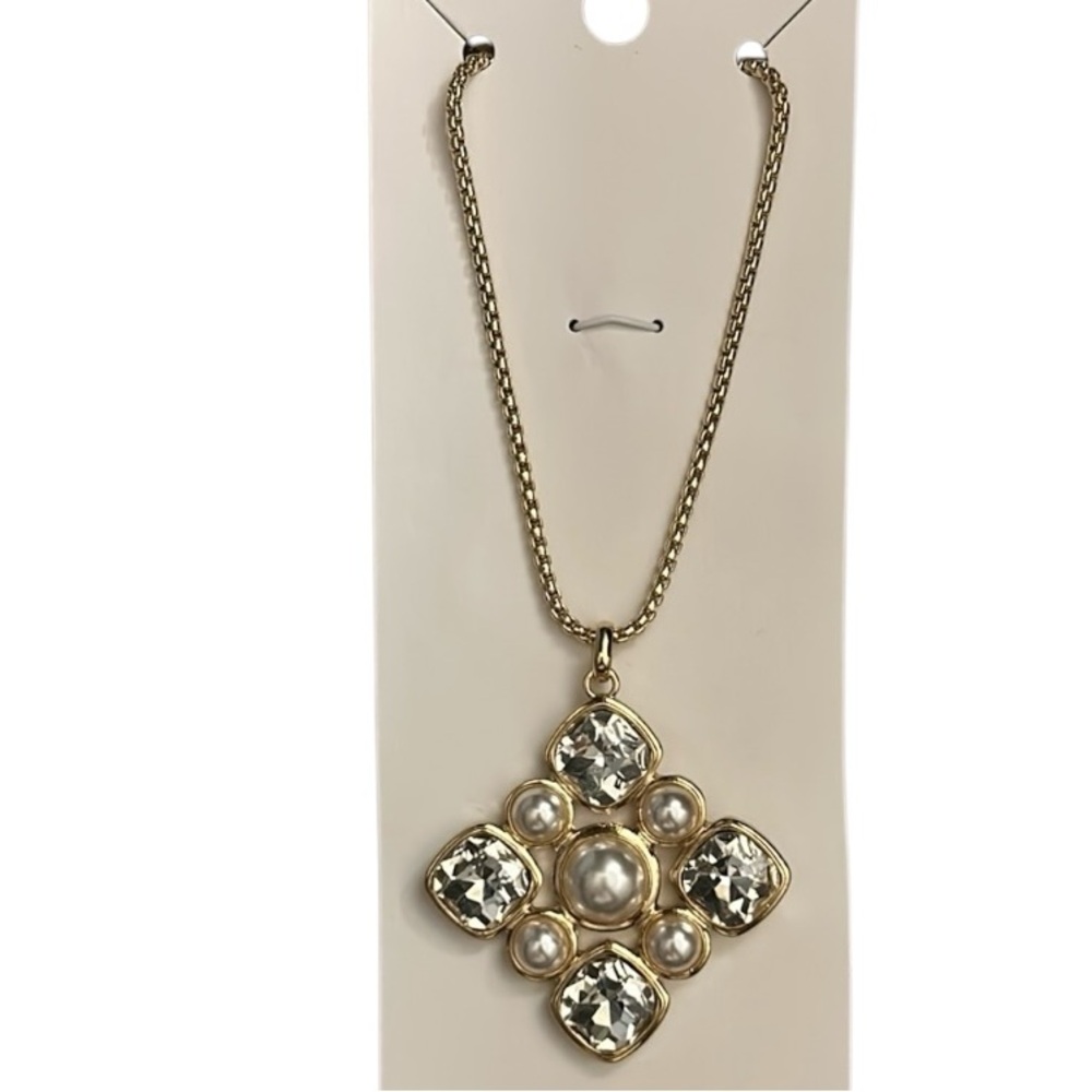 NWT Lane Bryant 18” Gold Necklace with Crystal & Pearl Pendant w/3” extender